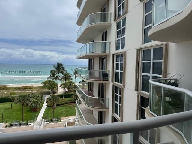 8855 Collins Ave, Unit 5B, Surfside, FL 33154 Photo