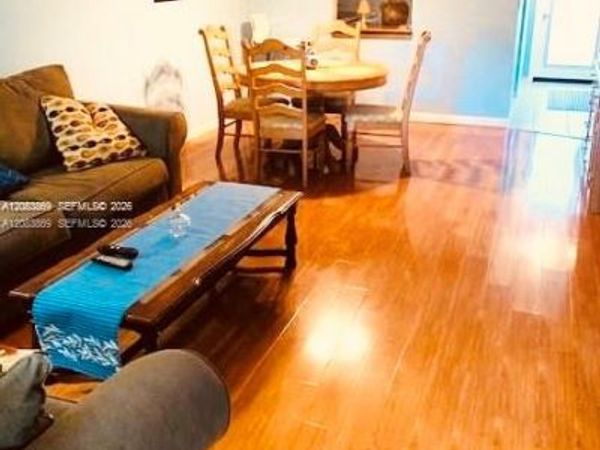 7680 NW 1st St, Unit 107, Margate, FL 33063