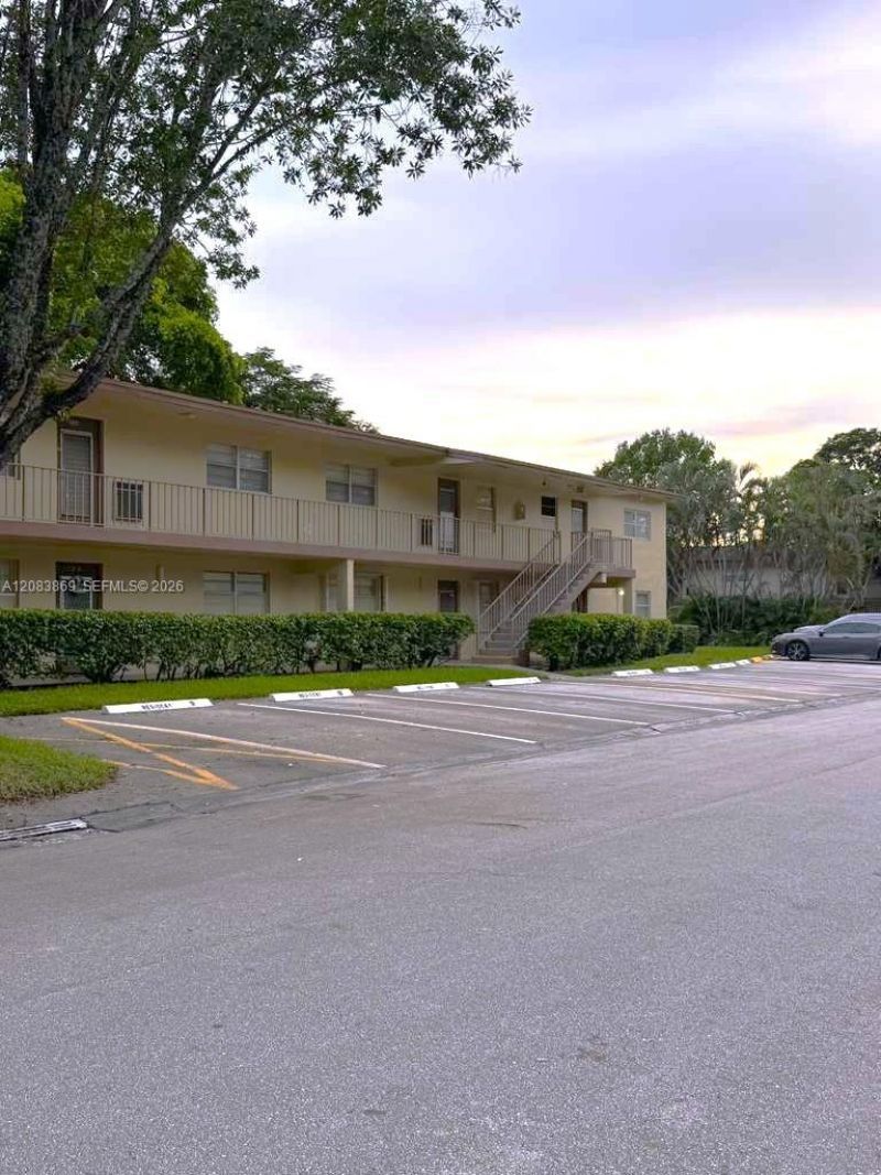 7680 NW 1st St , Unit 107, Margate, FL 33063 Photo
