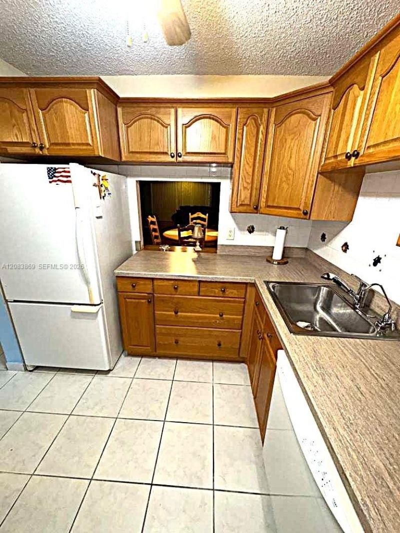 7680 NW 1st St , Unit 107, Margate, FL 33063 Photo