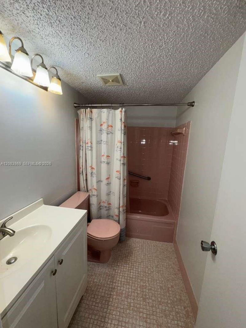 7680 NW 1st St , Unit 107, Margate, FL 33063 Photo