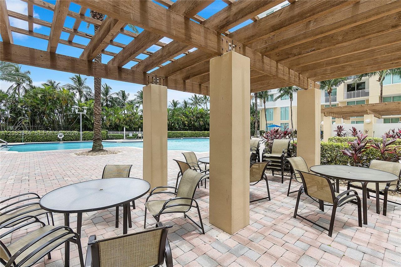 1755 E Hallandale Beach Blvd , Unit 1403E, Hallandale Beach, FL 33009 Photo