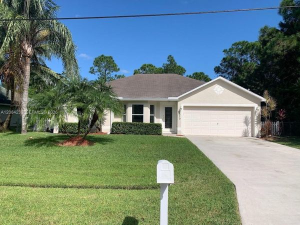 5570 NW Cruzan Ave, Port St. Lucie, FL 34986