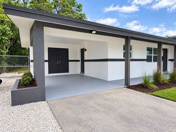 400 SW 31st Ave, Fort Lauderdale, FL 33312