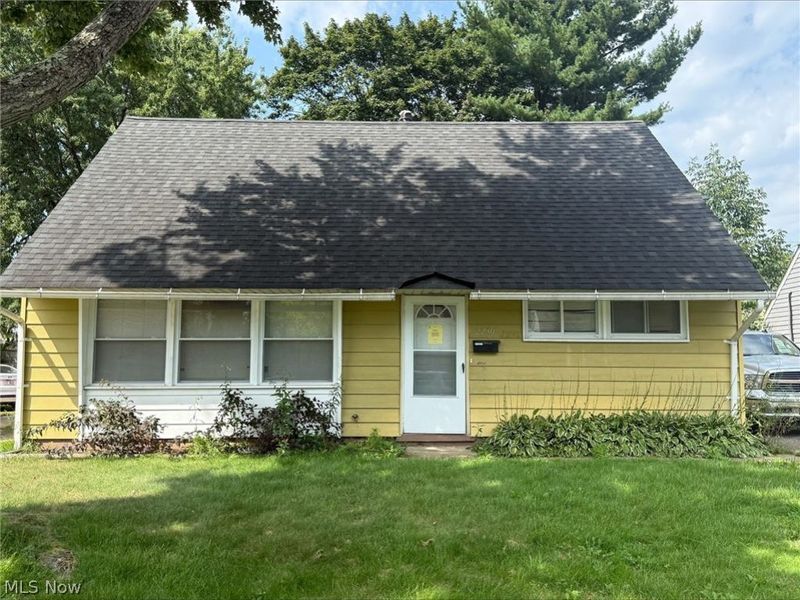 2230 Larchdale Drive, Cuyahoga Falls, OH 44221 Photo 1