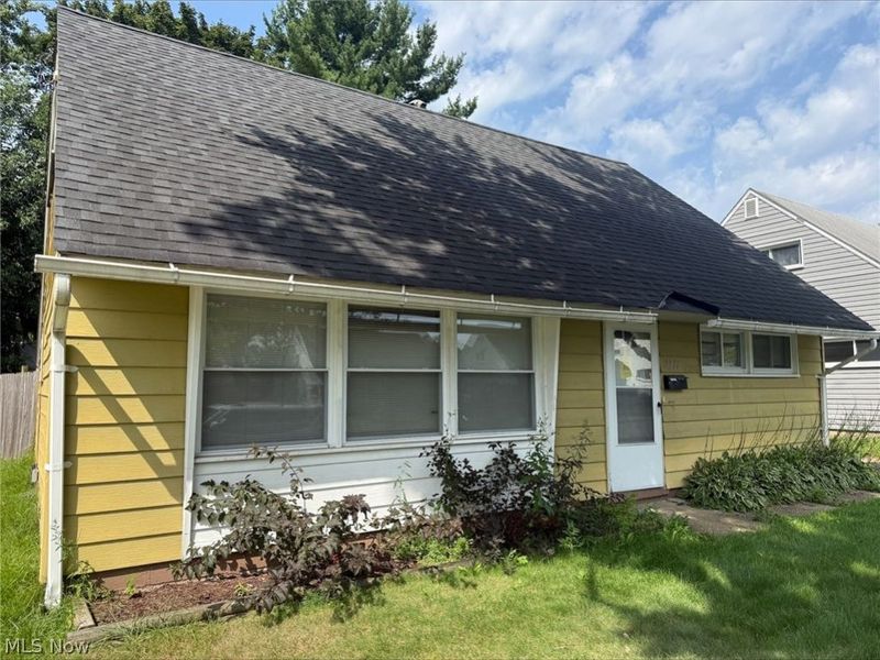 2230 Larchdale Drive, Cuyahoga Falls, OH 44221 Photo 8