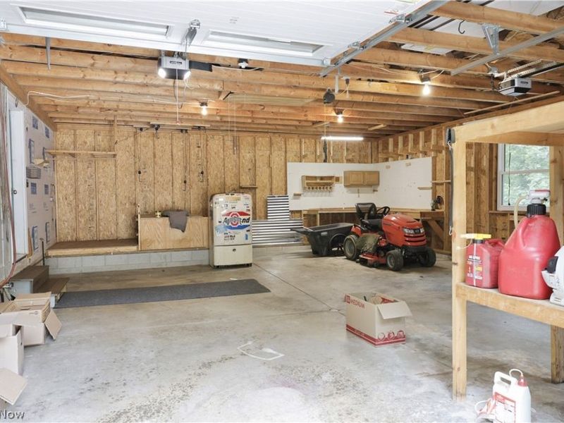 2630 Constance Dr, Millersburg, OH 44654 Photo 12