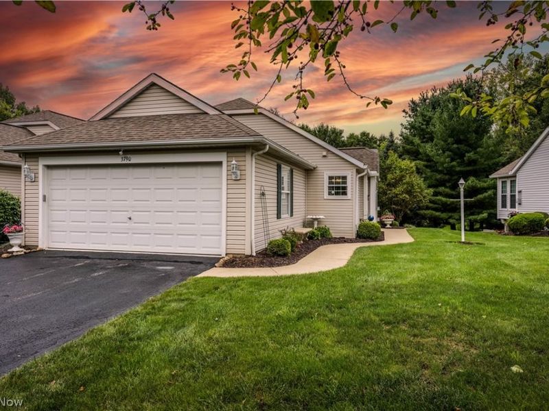3790 Woodbury Oval, Stow, OH 44224 Photo 1