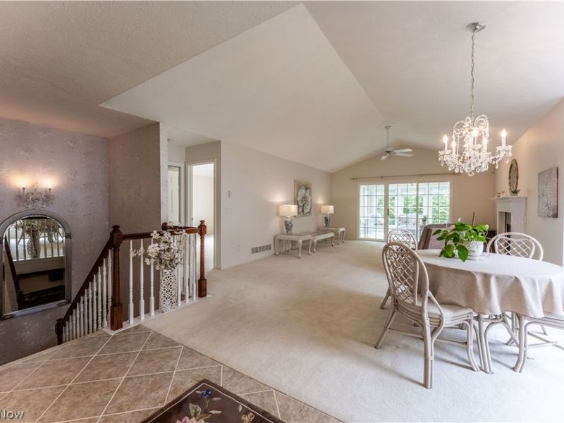 3790 Woodbury Oval, Stow, OH 44224 Photo 5
