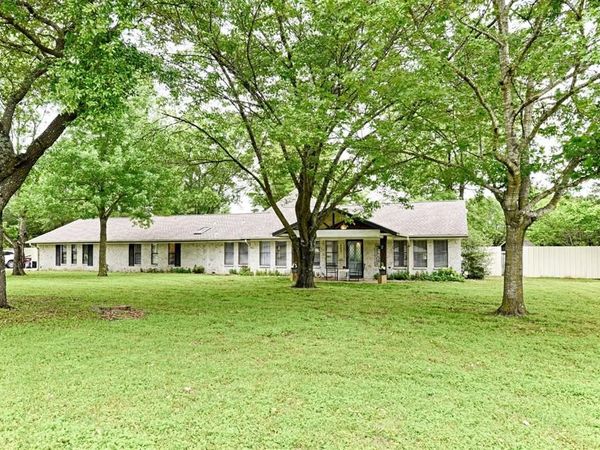 207 Southridge Road, Edgewood, TX 75117