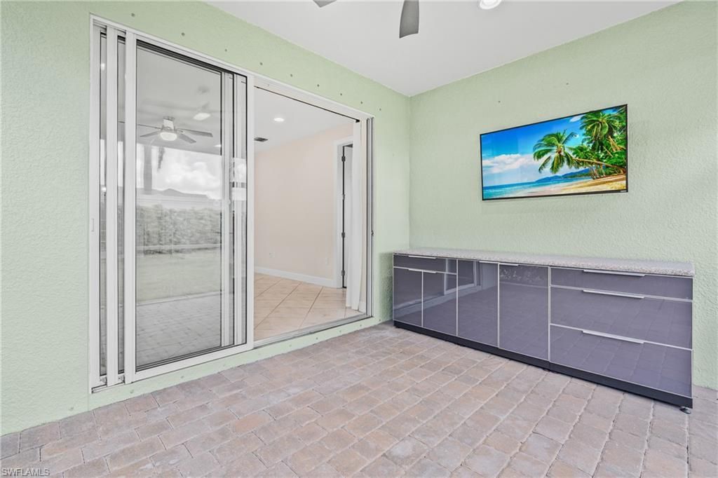 10657 Jackson Square Dr , Estero, FL 33928 Photo