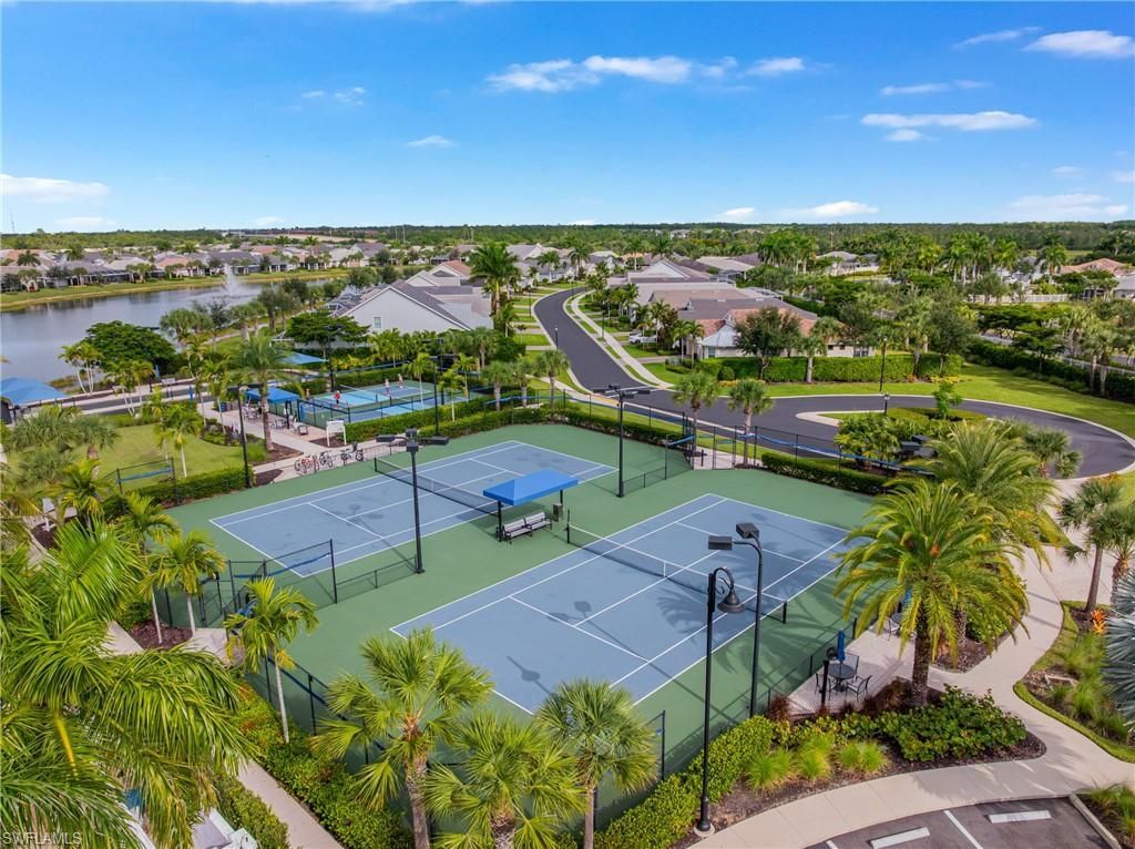 10657 Jackson Square Dr , Estero, FL 33928 Photo