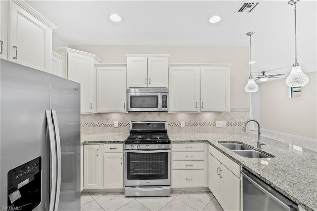 10657 Jackson Square Dr , Estero, FL 33928 Photo