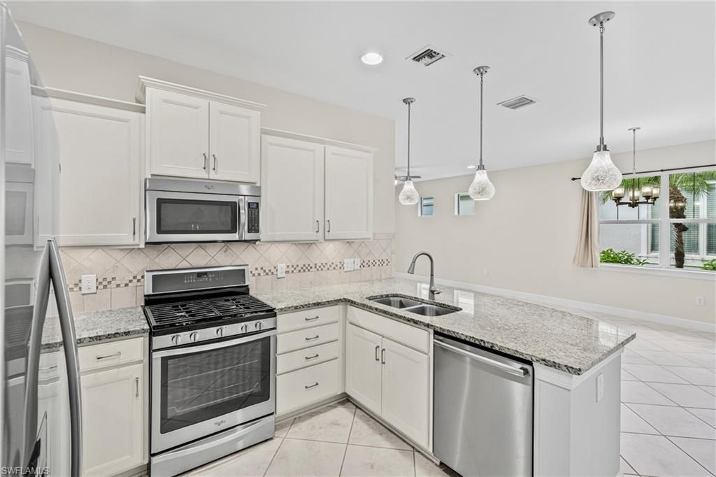 10657 Jackson Square Dr , Estero, FL 33928 Photo