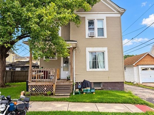 607 Adams Street , Martins Ferry, OH 43935