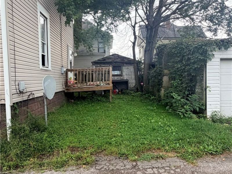 607 Adams Street, Martins Ferry, OH 43935 Photo 3
