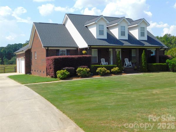 2502 Burton Estates Lane , Lincolnton, NC 28092