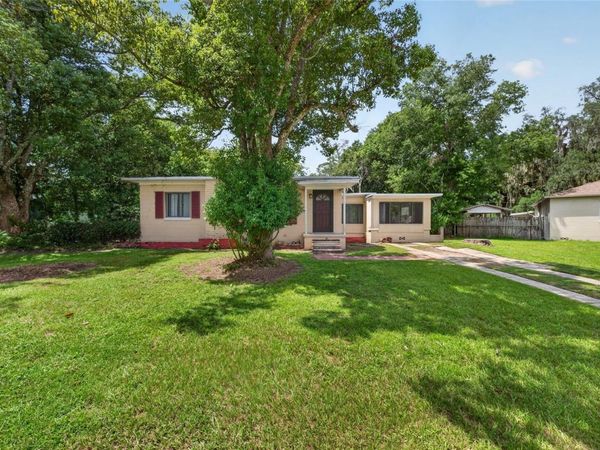 2402 S SUMMERLIN AVENUE , SANFORD, FL 32771