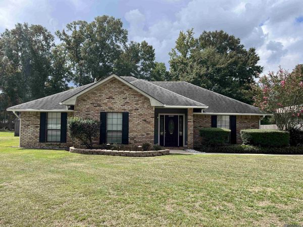 7970 Darlene Ave, Denham Springs, LA 70706