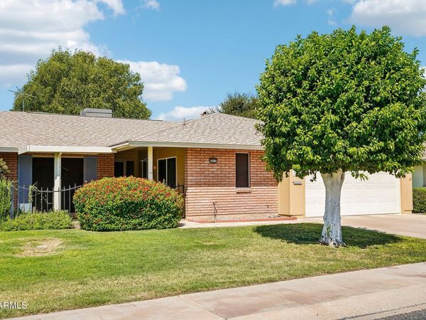 10515 W ROUNDELAY Circle, Sun City, AZ 85351