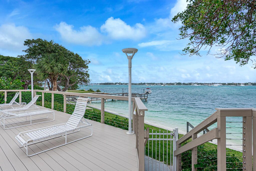 5600 N Flagler Drive, Unit 203, West Palm Beach, FL 33407 Photo