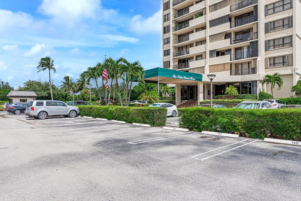 5600 N Flagler Drive, Unit 203, West Palm Beach, FL 33407 Photo