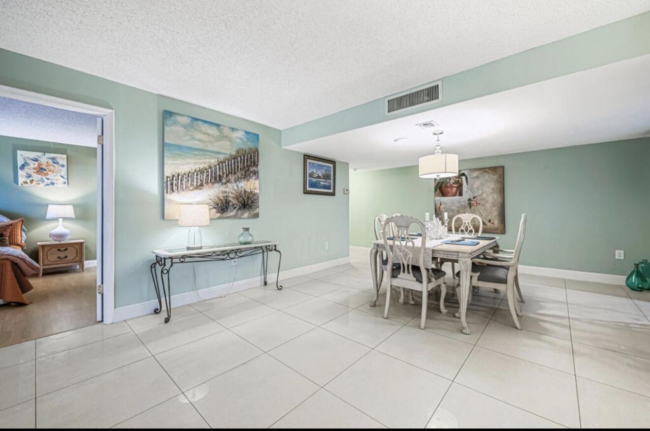 5600 N Flagler Drive, Unit 203, West Palm Beach, FL 33407 Photo
