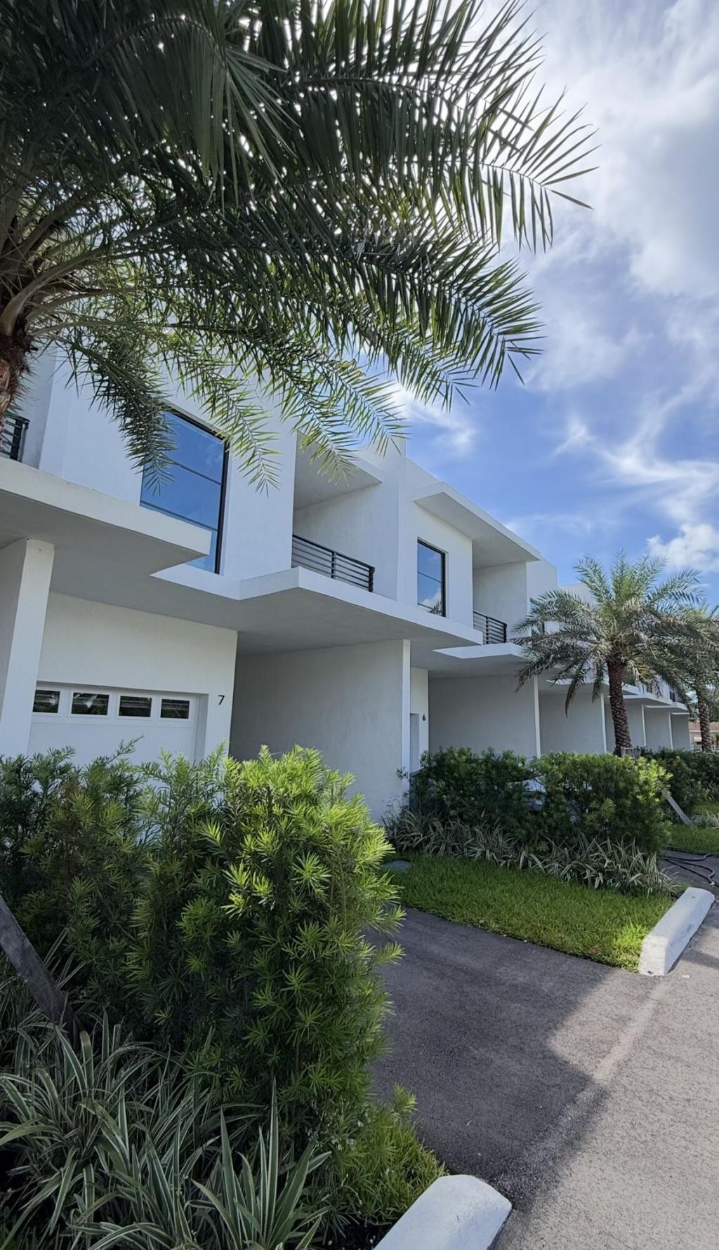 2511 Pierce Street, Unit 3, Hollywood, FL 33020 Photo
