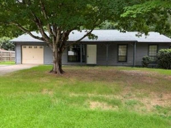 6702 W Woodthrush Drive , Charlotte, NC 28227