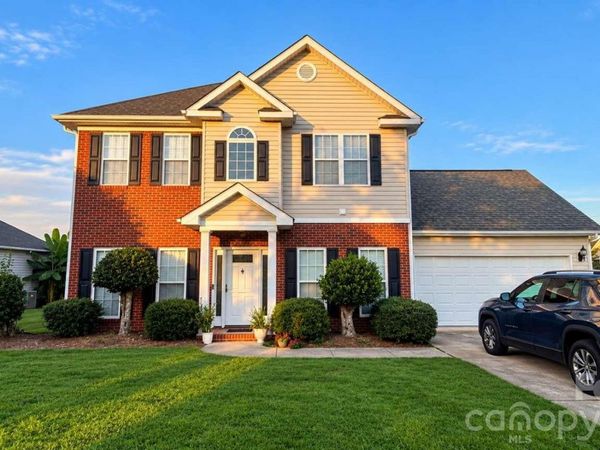 2002 Hemby Commons Parkway , Indian Trail, NC 28079