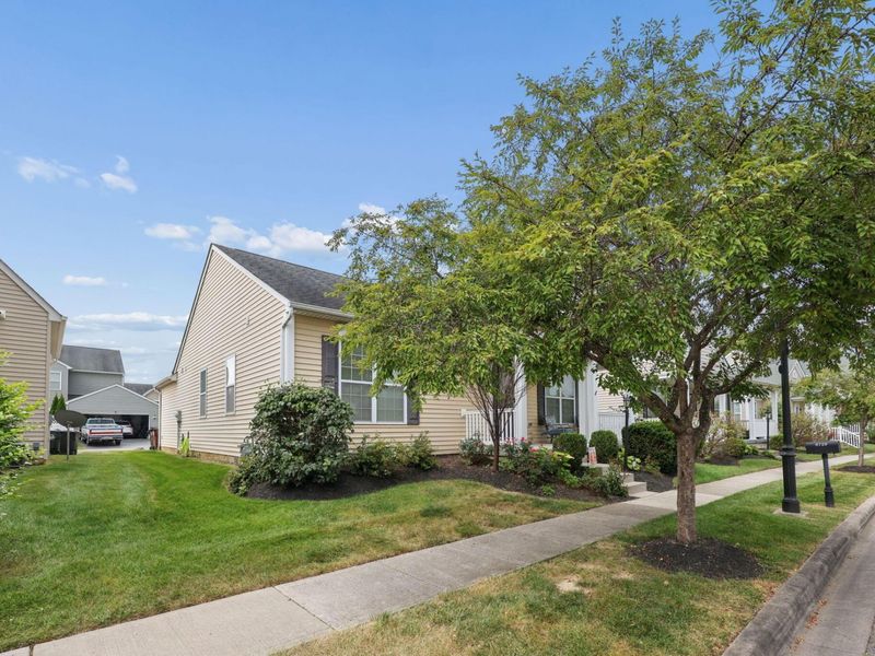 6729 Bigerton Bend, Canal Winchester, OH 43110 Photo 4