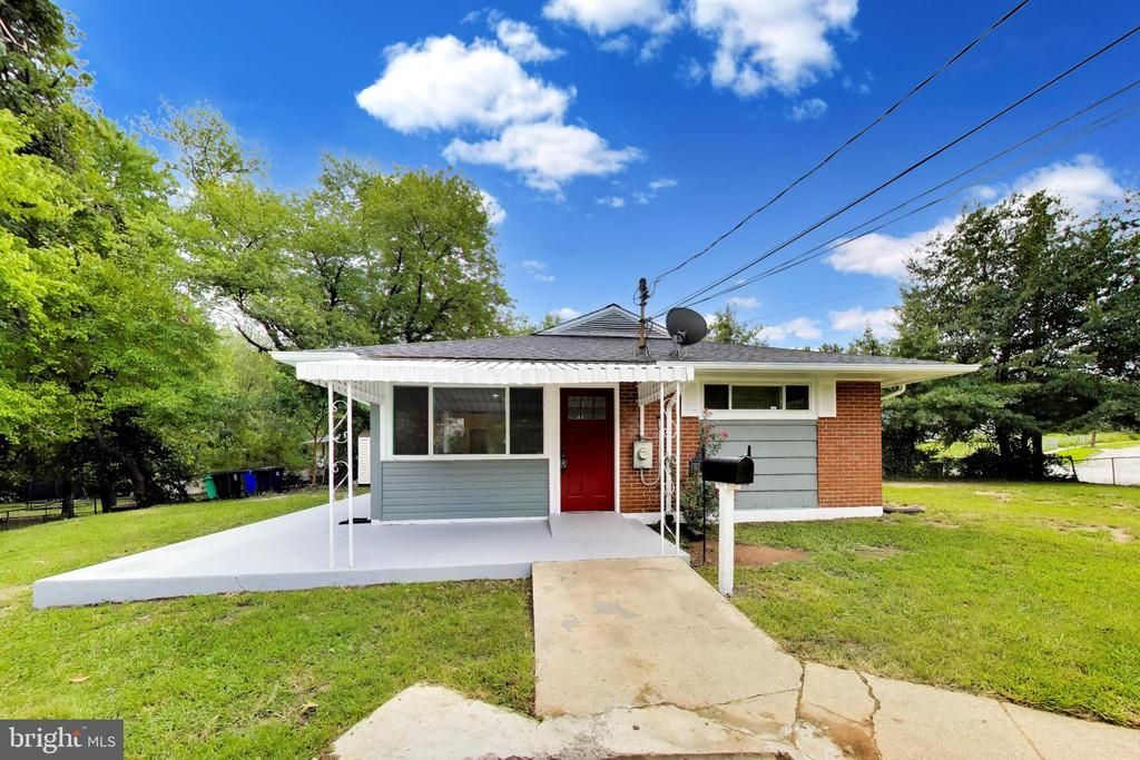 8107 ALLENDALE DRIVE , LANDOVER, MD 20785