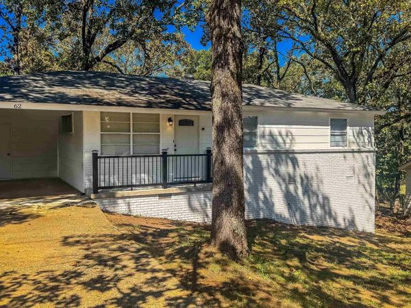 32 Somerset , North Little Rock, AR 72118