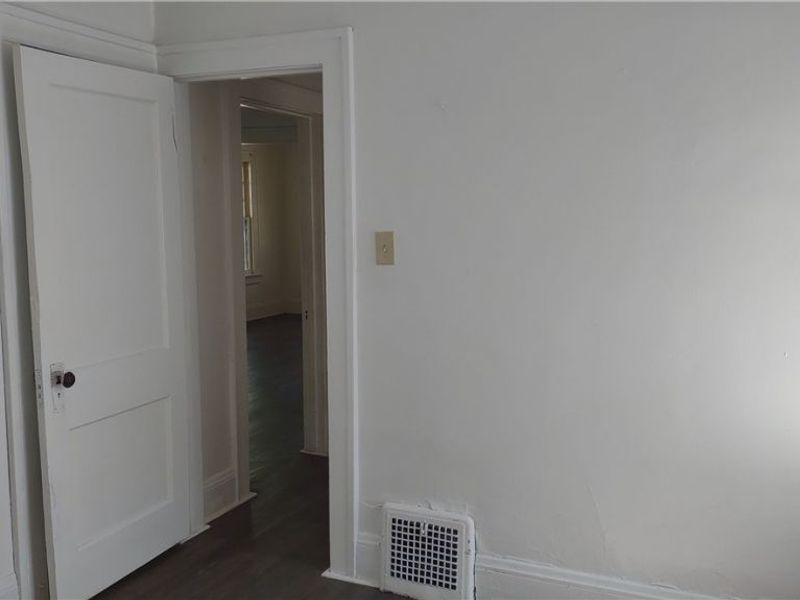 69 W Dalton Street, Akron, OH 44310 Photo 8