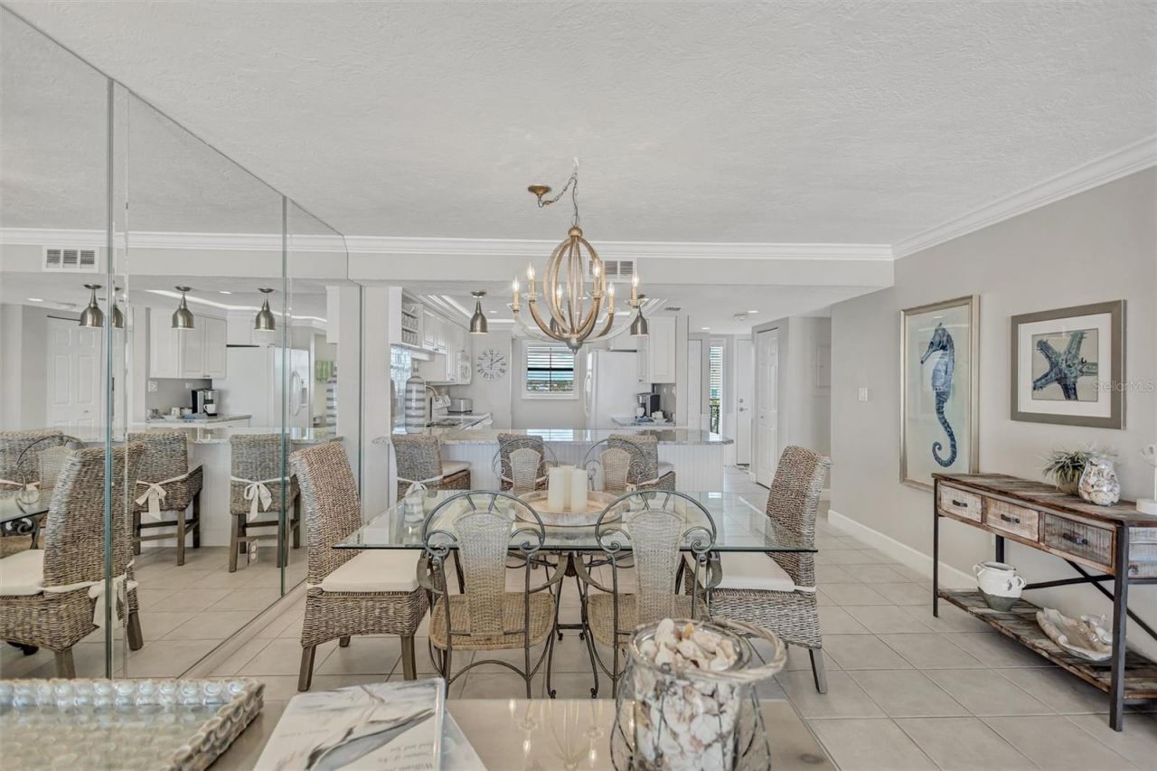 6480 Midnight Pass Road, Unit 612, Sarasota, FL 34242 Photo