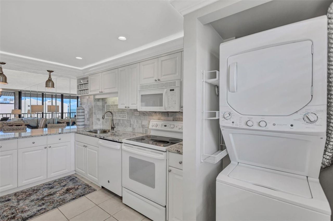 6480 Midnight Pass Road, Unit 612, Sarasota, FL 34242 Photo