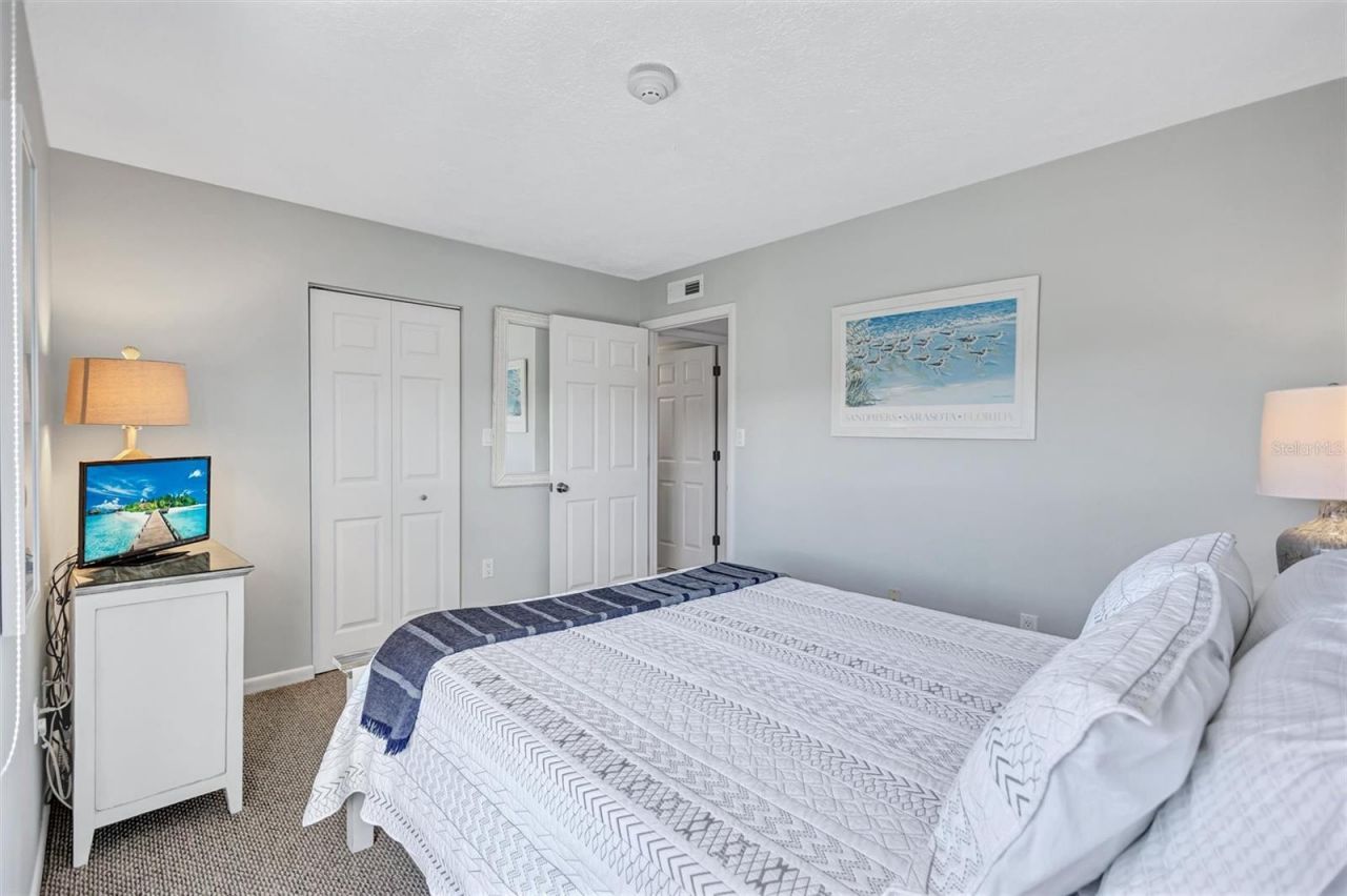 6480 Midnight Pass Road, Unit 612, Sarasota, FL 34242 Photo