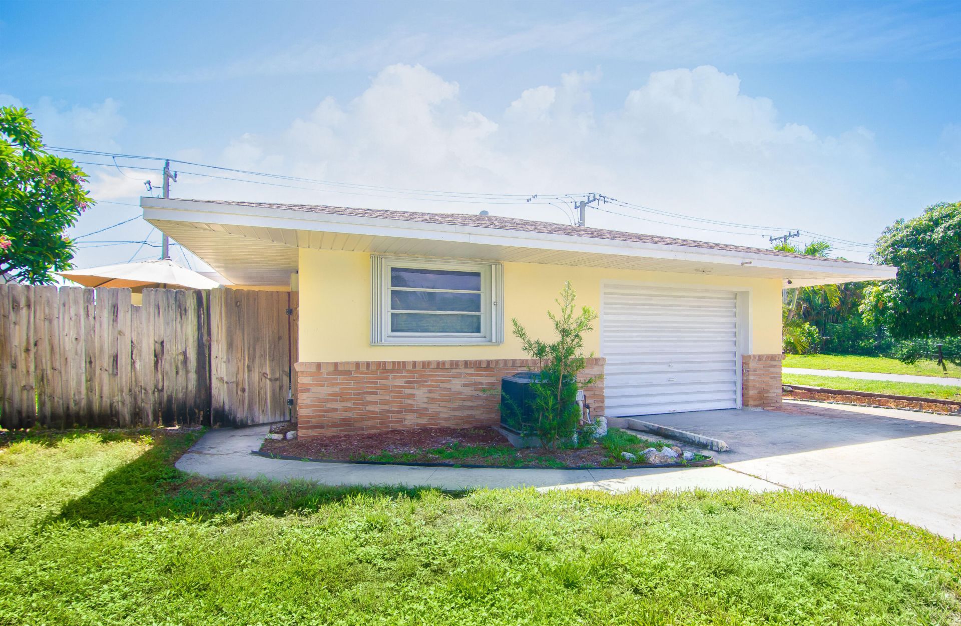 891 Lyndon Drive, Lantana, FL 33462 Photo