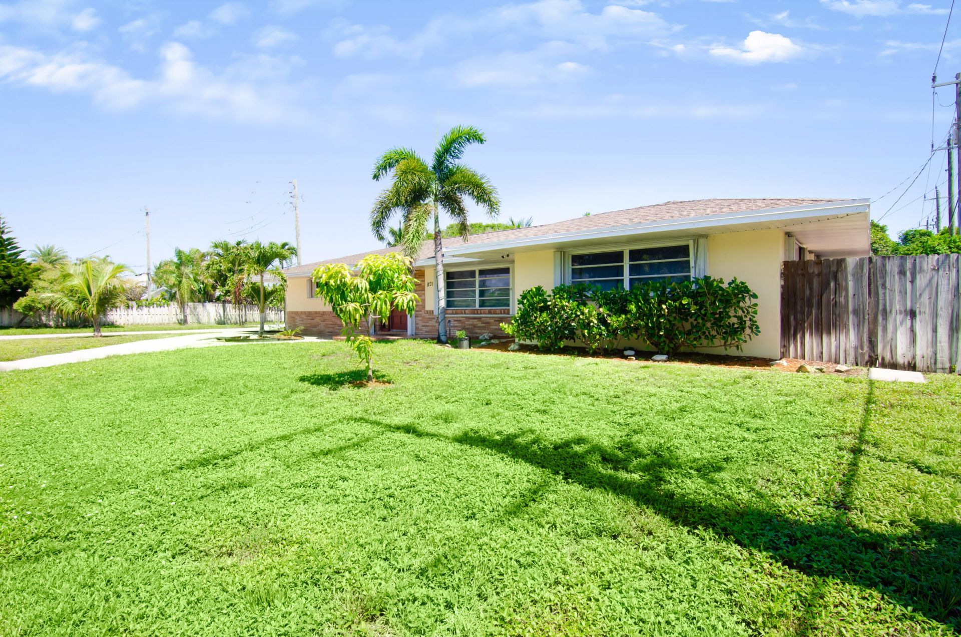891 Lyndon Drive, Lantana, FL 33462 Photo