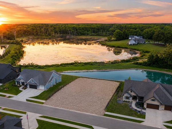 605 Gatcombe Run, Fort Wayne, IN 46845