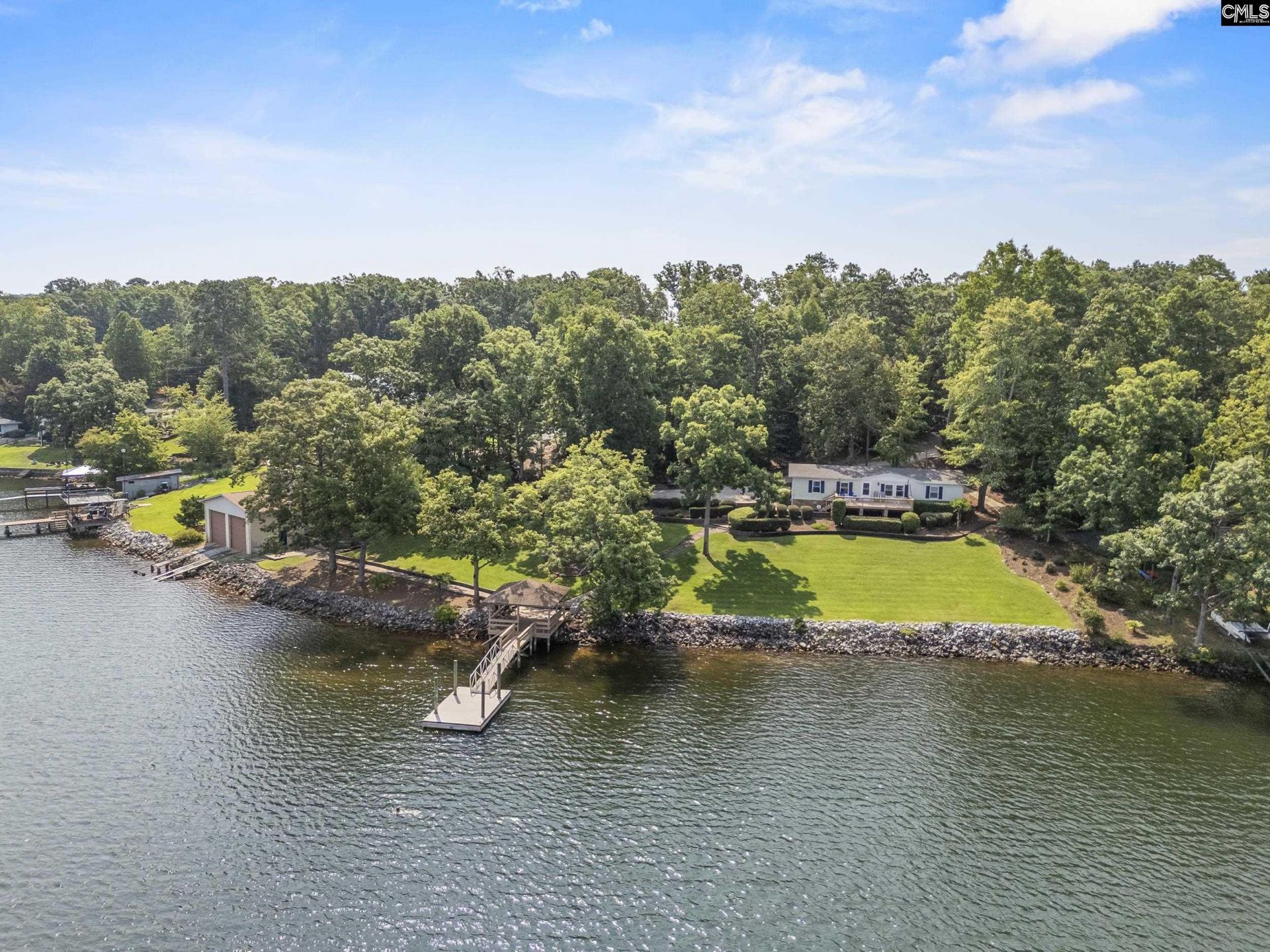 1184 Putnam Drive Photo 4