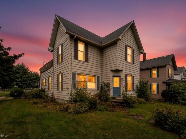 24 S Main Street, Willard, OH 44890