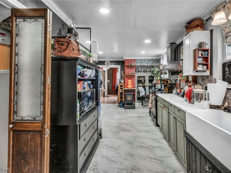 24 S Main Street, Willard, OH 44890 Photo 16