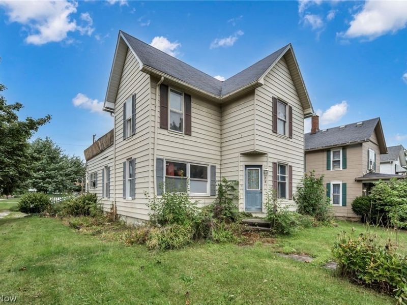 24 S Main Street, Willard, OH 44890 Photo 2