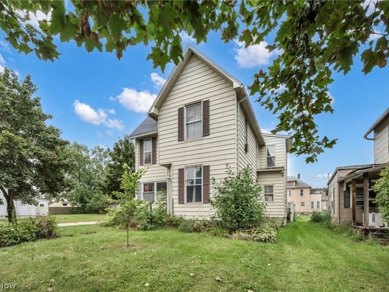 24 S Main Street, Willard, OH 44890 Photo 6