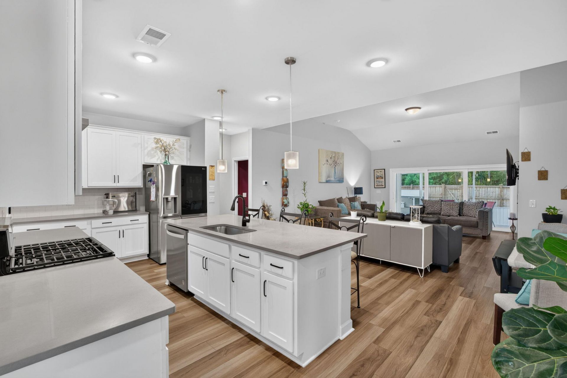 4318 Cotton Flat Road Photo 6