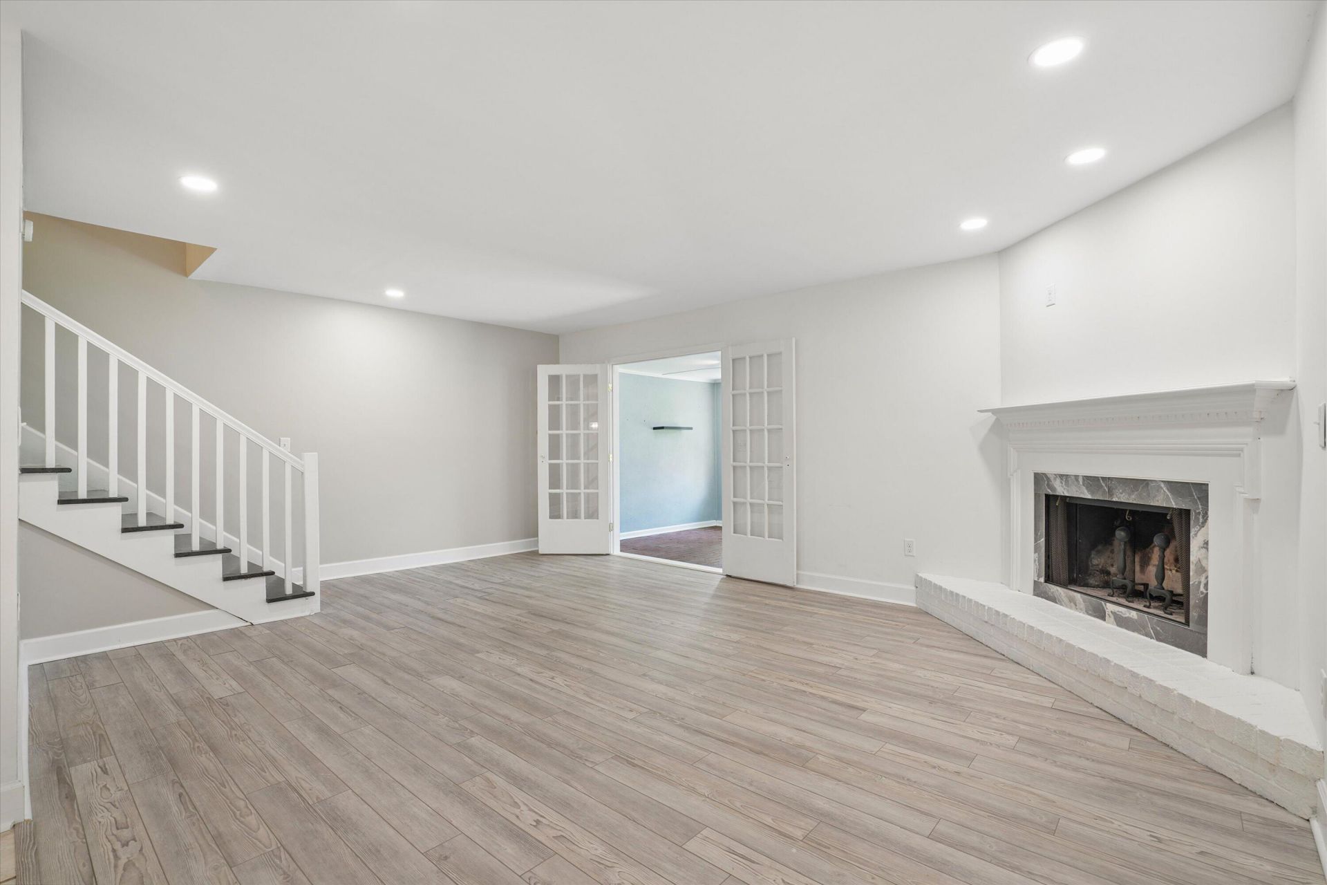 1304 Ventura Place Photo 10