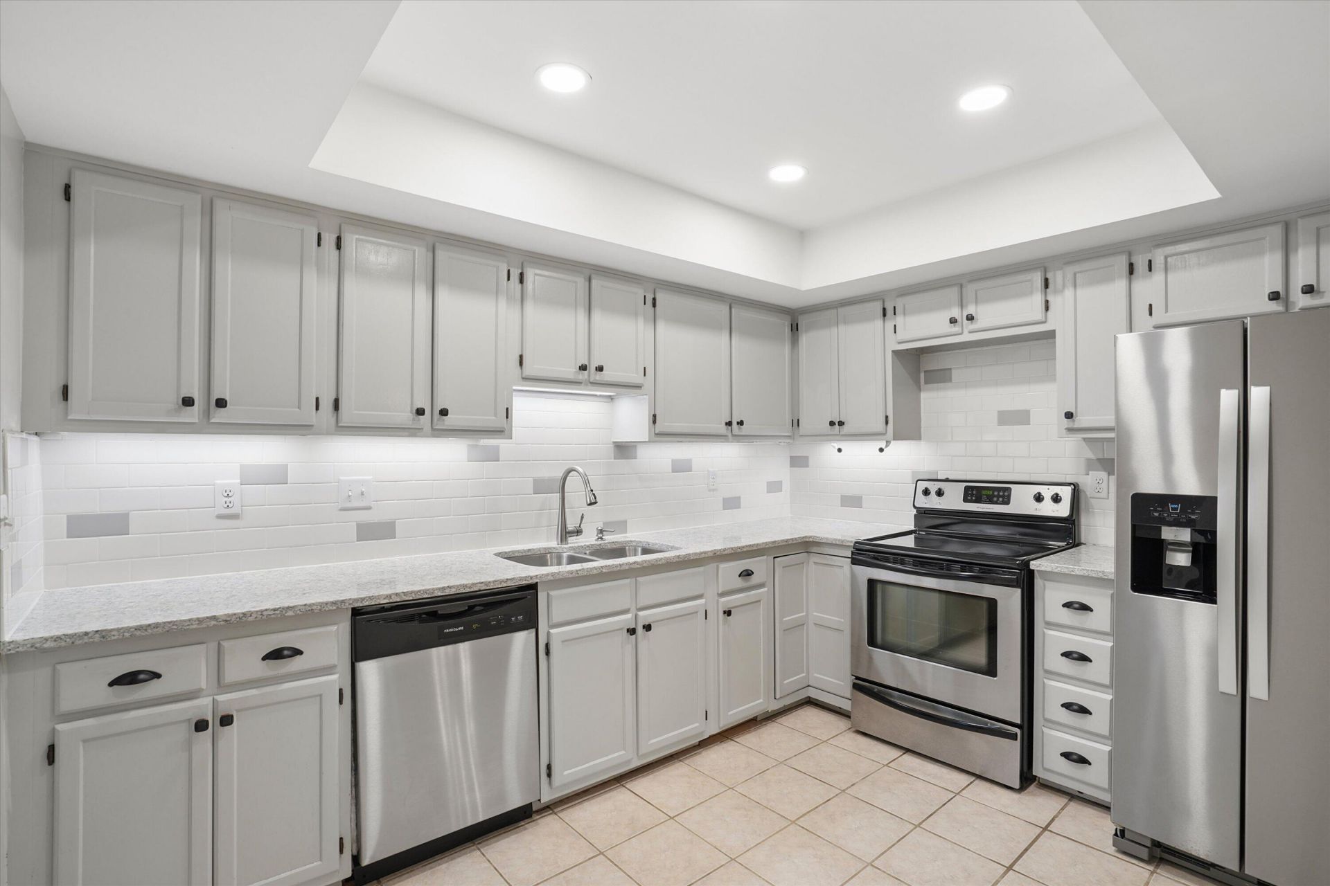 1304 Ventura Place Photo 15