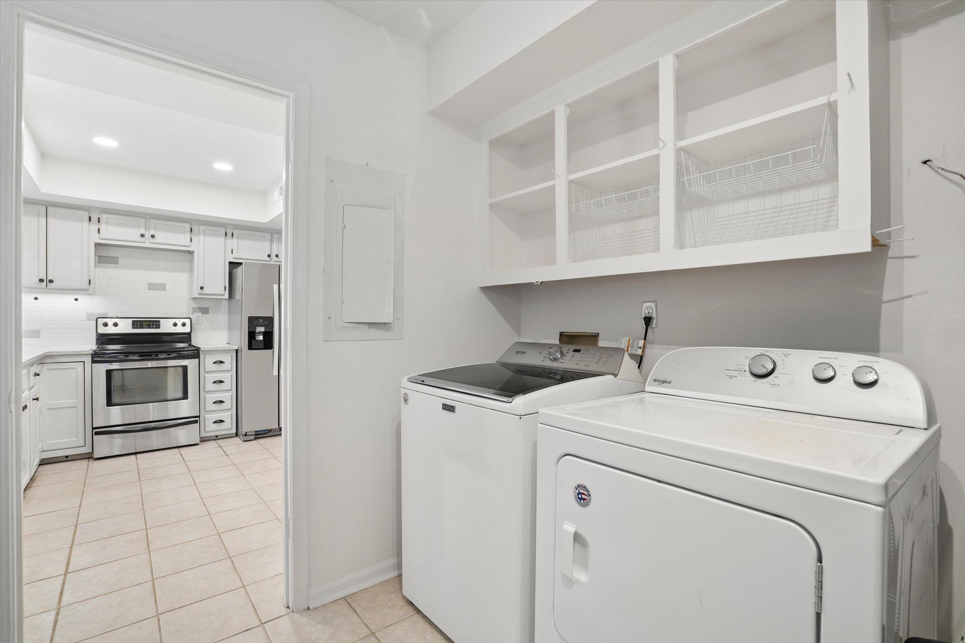 1304 Ventura Place Photo 16