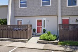 1304 Ventura Place photo 4